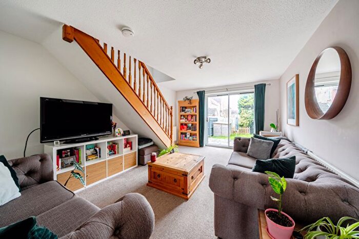 2 Bedroom Terraced House For Sale In Aspen Square, Oxford, OX4