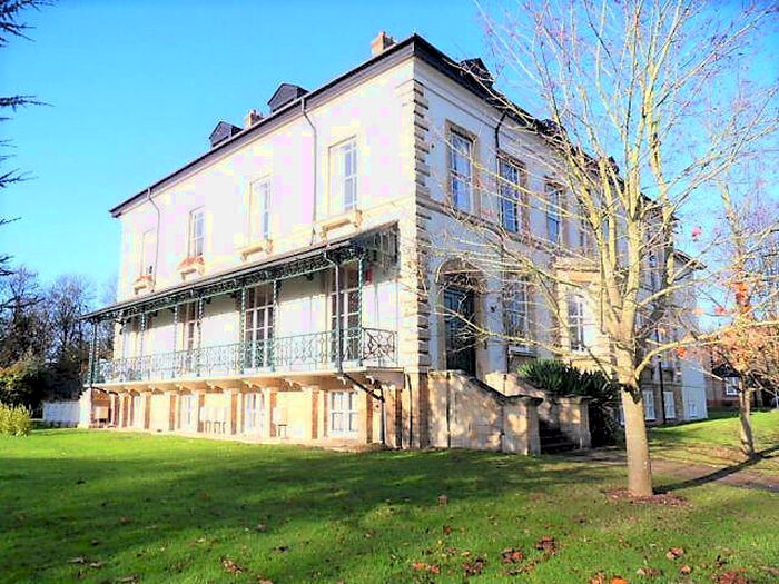 2 Bedroom Apartment To Rent In Newlands Avenue, Caversham, Reading, Berkshire, RG4