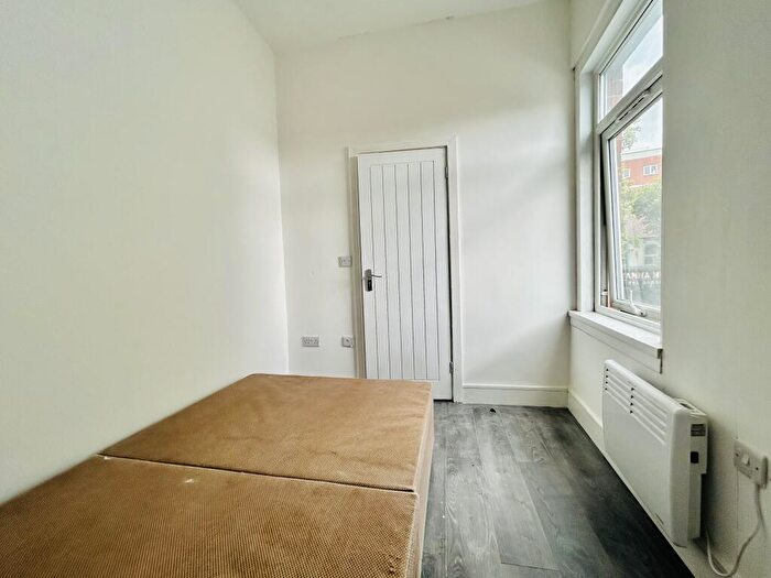 1 Bedroom Flat To Rent In Oxford Street, Derby, DE1