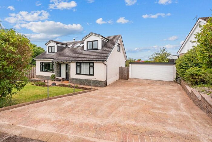 4 Bedroom Villa For Sale In Woodside Road, Carmunnock, G76