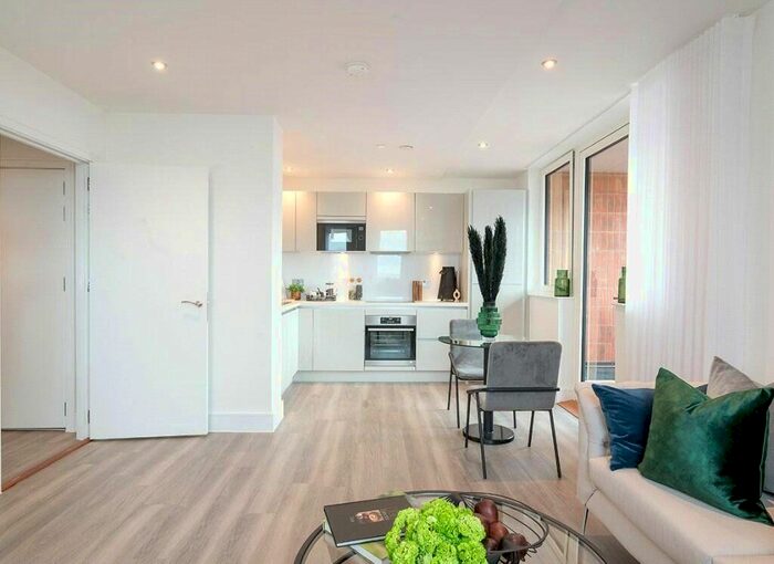 2 Bedroom Flat To Rent In Ashwell House, Merrick Road, Southall, UB2