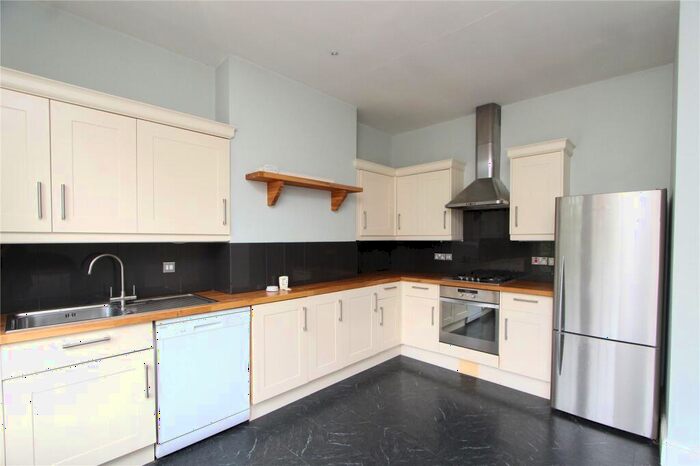2 Bedroom Apartment To Rent In Woodland Gardens, London, N10