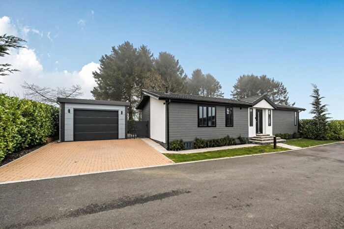 2 Bedroom Park Home For Sale In Tyes Close, Ludford, Market Rasen, Lincolnshire, LN8