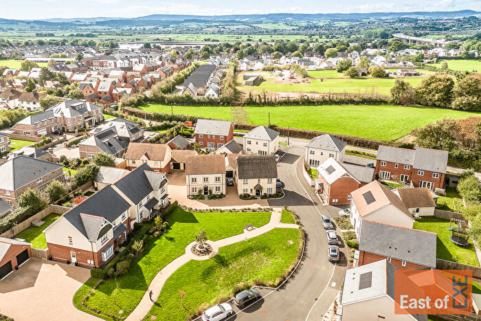 3 Bedroom Detached House For Sale In Topsham, EX3