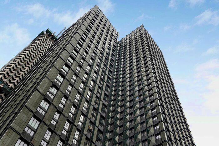 1 Bedroom Flat To Rent In Ten Degrees, George Street, London, Croydon, CR0