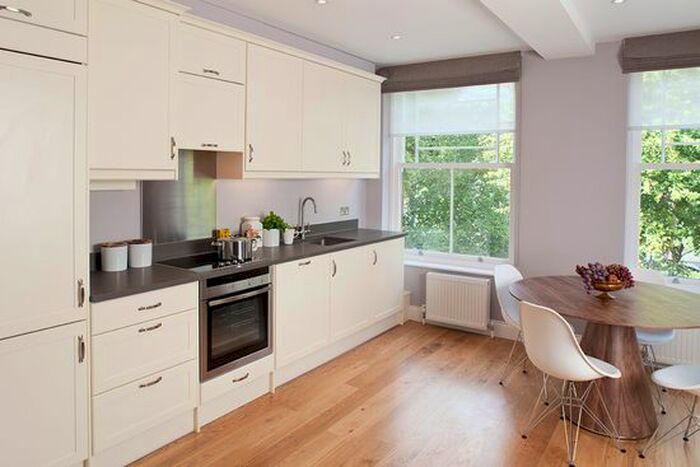 2 Bedroom Flat To Rent In New Kings Road, London, SW6