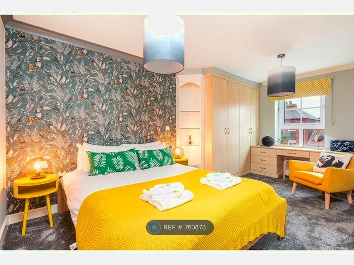 2 Bedroom Flat To Rent In Paragon House, York, YO10