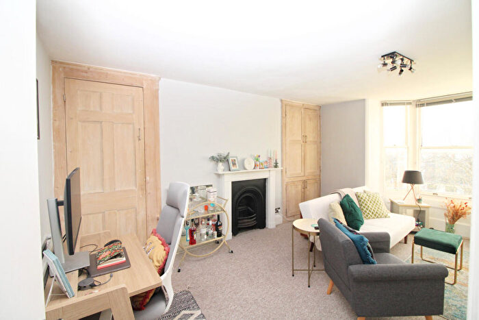 1 Bedroom Apartment For Sale In Dorset Gardens, Brighton, BN2