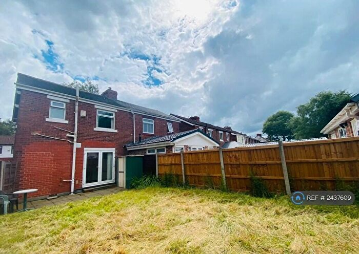3 Bedroom Semi-Detached House To Rent In Hulton Avenue, Worsley, Manchester, M28