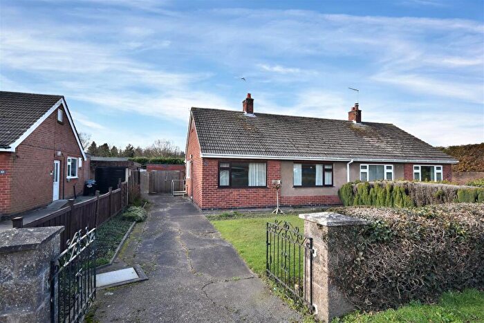 2 Bedroom Semi-Detached Bungalow For Sale In Hemplands Lane, Sutton-On-Trent, Newark, NG23