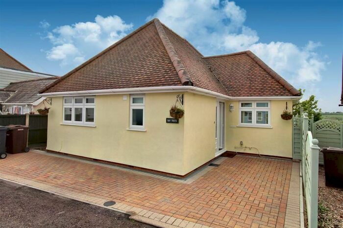 2 Bedroom Detached House To Rent In Bay Trees, The Street, Woodham Ferrers, Chelmsford, CM3