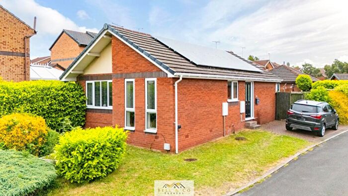 2 Bedroom Detached Bungalow For Sale In Broad Bridge Close, Kiveton Park, S26