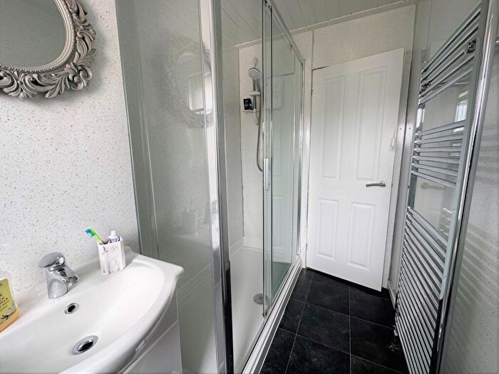 2 Bedroom Flat To Rent In Craigie Drive, Dundee, DD4