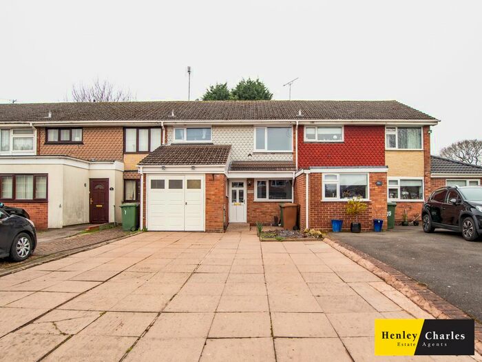 3 Bedroom Terraced House To Rent In The Hayes, Willenhall, WV12