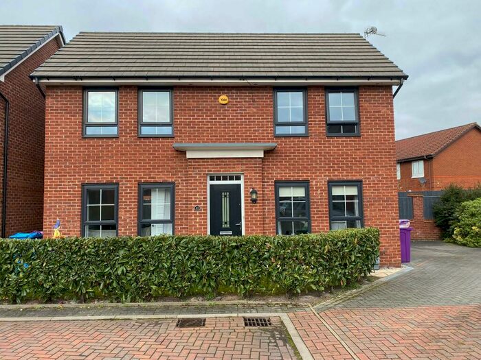 3 Bedroom Detached House To Rent In Ramsbury Drive ***Available With Zero Deposit***, L24
