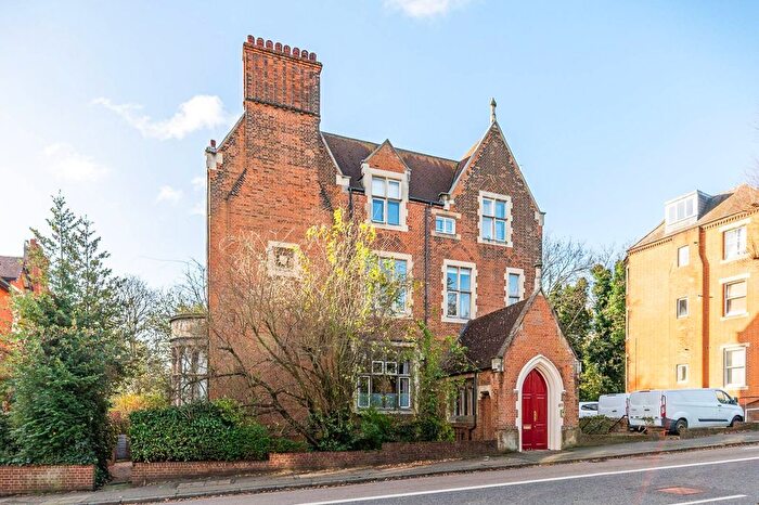 4 Bedroom Flat For Sale In Crystal Palace Park Road, Crystal Palace, London, SE26