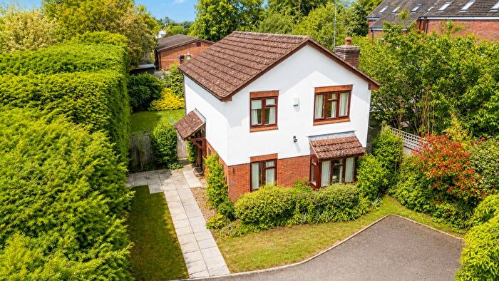 3 Bedroom Detached House For Sale In Moorend Glade, Charlton Kings, Cheltenham, Gloucestershire, GL53