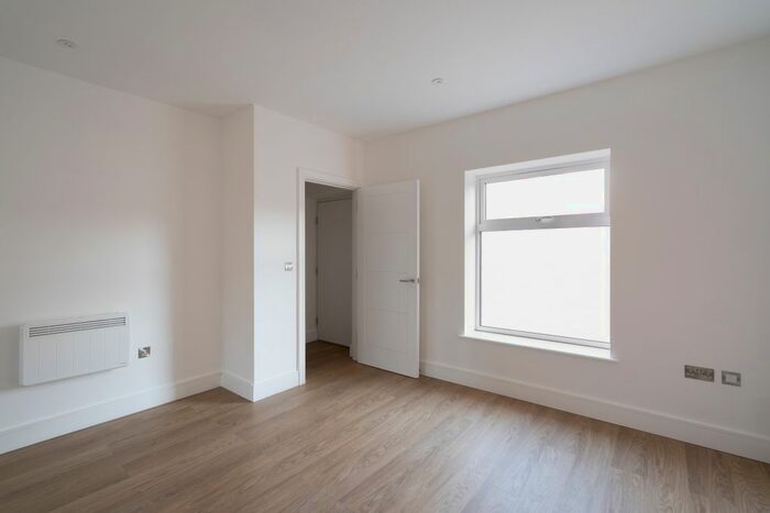 3 Bedroom Town House To Rent In Soho Wharf, Hooper Street, Birmingham, B18