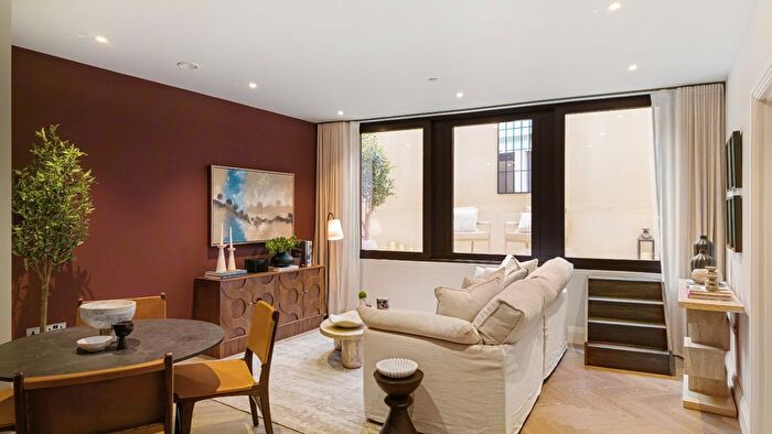 2 Bedroom Flat For Sale In Marylebone Mansions, Marylebone, W1H