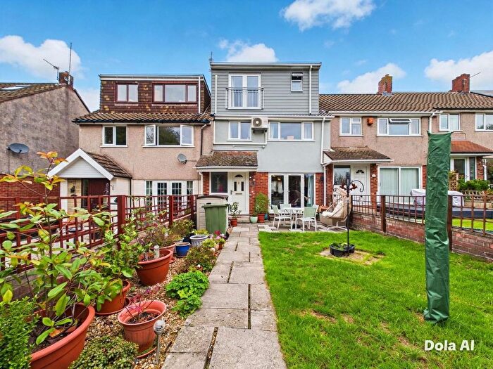 3 Bedroom Terraced House For Sale In Furnwood, Bristol, BS5