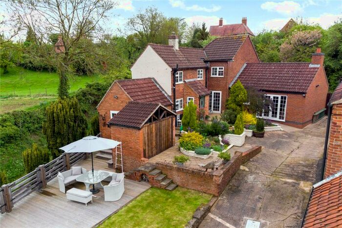 3 Bedroom Detached House For Sale In Kersall, Newark, Nottinghamshire, NG22