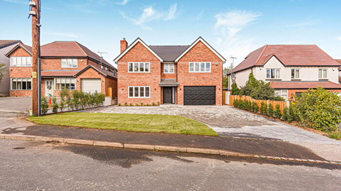 5 Bedroom Detached House For Sale In New Road, B47