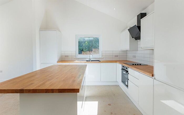 3 Bedroom Detached Bungalow For Sale In Grove Road, Ventnor, PO38