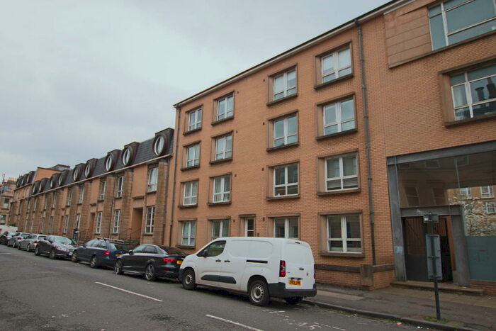 2 Bedroom Flat To Rent In Belmont Street, West End, G12