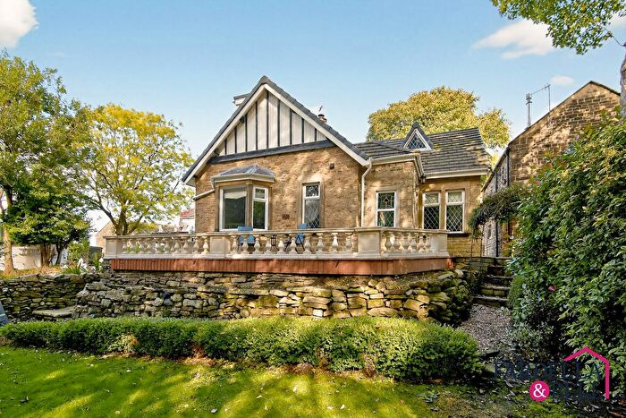 4 Bedroom Detached Bungalow For Sale In Hurstwood Village, Worsthorne, BB10