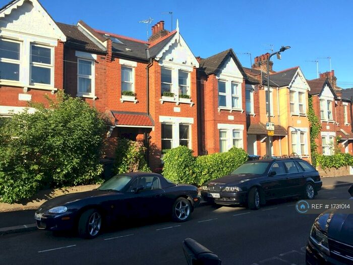2 Bedroom Maisonette To Rent In Deacon Road, Willesden Green, NW2