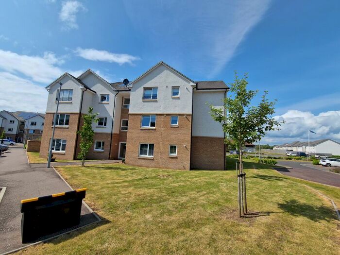 2 Bedroom Flat To Rent In Alexander Macmillan Way, Irvine, KA11