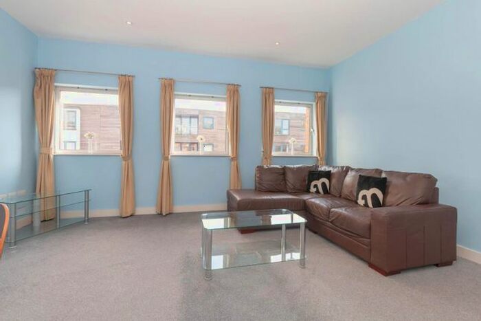 1 Bedroom Flat To Rent In Holliday Wharf, Waterfront Walk, B1
