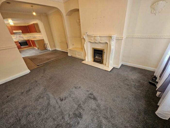 2 Bedroom House To Rent In Mount Terrace, Wombwell, S73