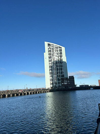 2 Bedroom Apartment For Sale In Alexandra Tower, Princes Parade, Liverpool, L3