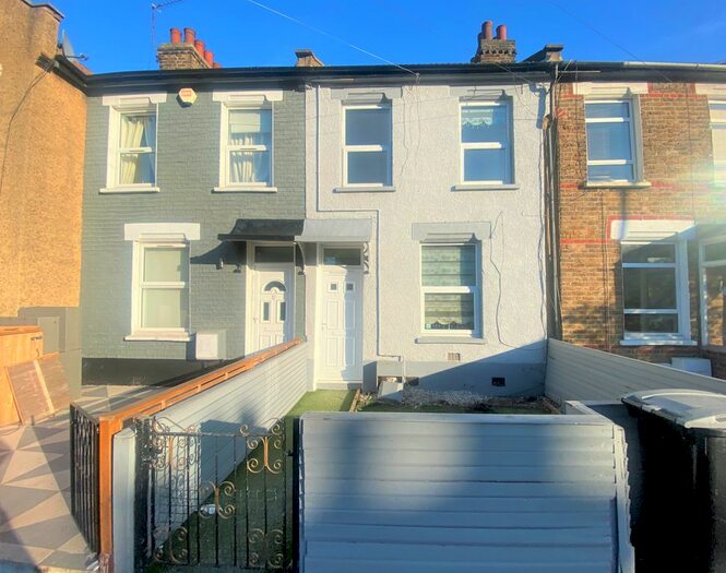 2 Bedroom Terraced House To Rent In Wycombe Road, Tottenham, London, N17
