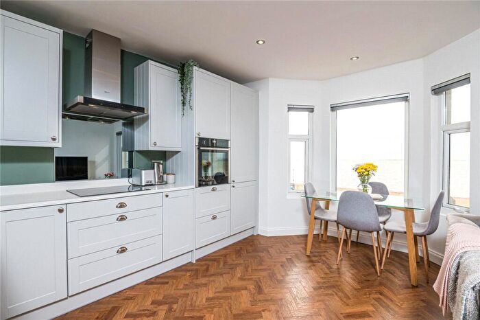 2 Bedroom Apartment To Rent In Eastern Esplanade, Southend-on-Sea, Essex, SS1