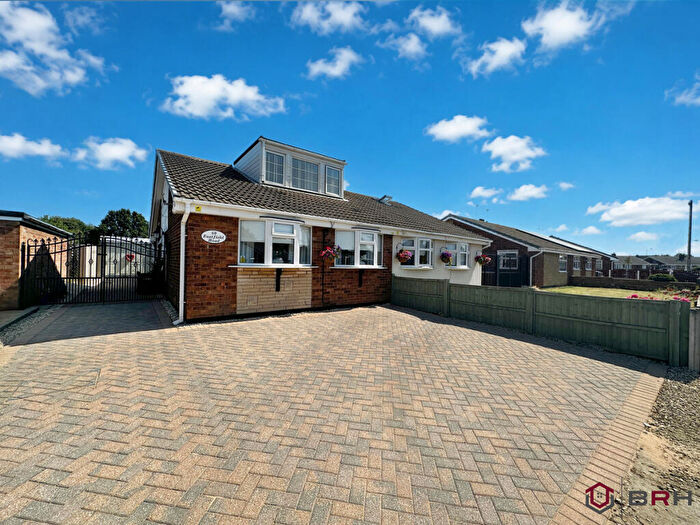 2 Bedroom Bungalow For Sale In Eastfield Road, Doncaster, DN3