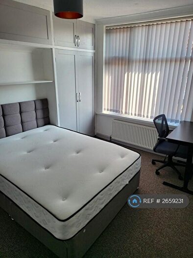 4 Bedroom Semi Detached House To Rent In Sixth Avenue, Bristol, BS7