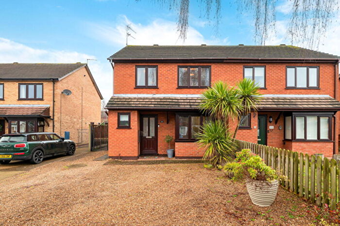 3 Bedroom Semi Detached House For Sale In Marjorie Avenue, Lincoln, LN6