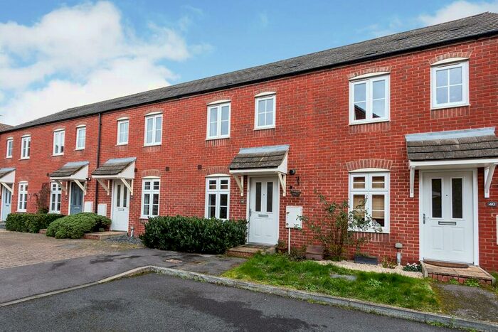 2 Bedroom House To Rent In Beckett Gardens, Bramley, Tadley, Hampshire, RG26
