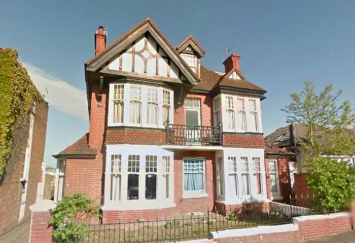 1 Bedroom Flat To Rent In Fonthill Road, Hove, BN3