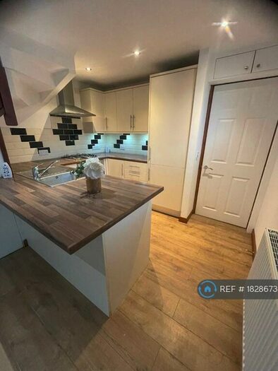 2 Bedroom Semi-Detached House To Rent In Market Place, South Cave, Brough, HU15