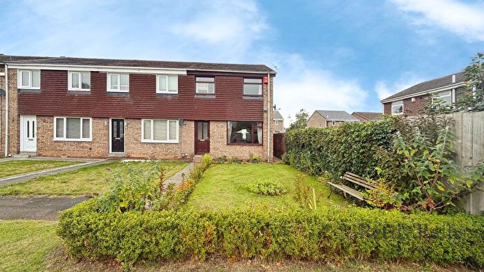 3 Bedroom End Of Terrace House For Sale In Walden Close, Ouston, Chester Le Street, Durham, DH2