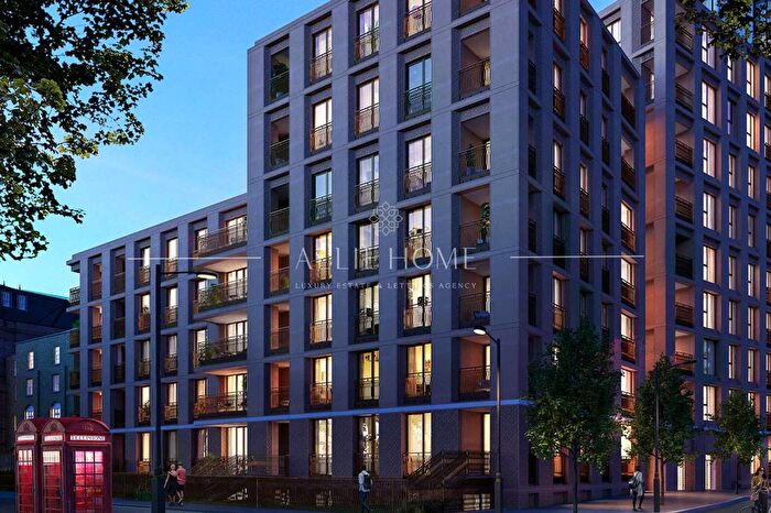 1 Bedroom Flat For Sale In Edgware Road, London, W2