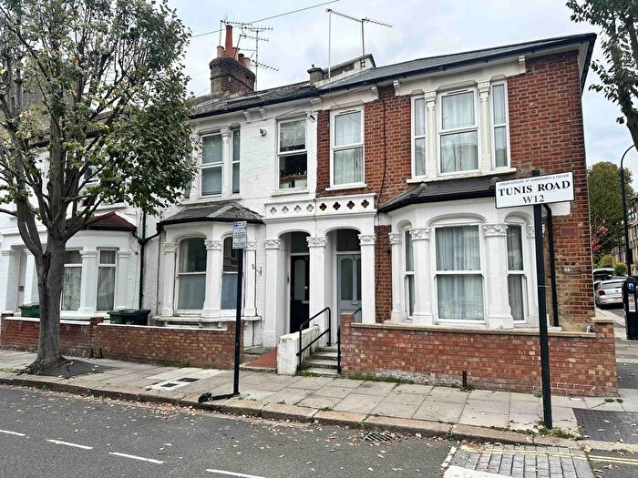 1 Bedroom Flat To Rent In Tunis Road, Shepherds Bush, W12