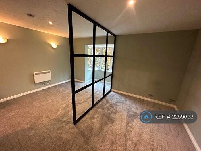 Studio To Rent In Waterside Close, Barking, IG11