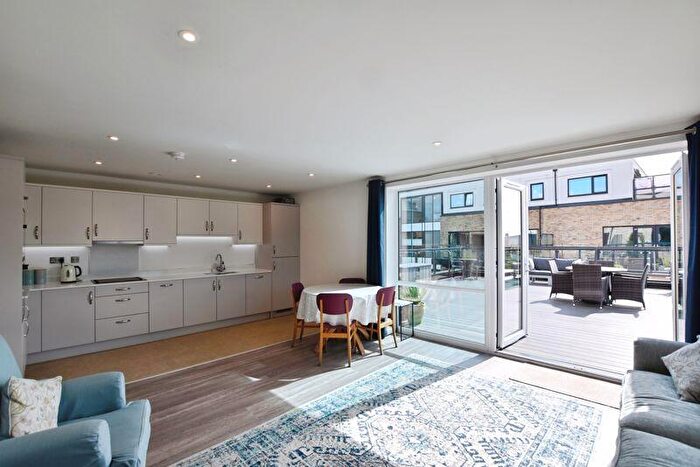 2 Bedroom Flat For Sale In Nightingale Square, Salisbury ***Shared Ownership***, SP2