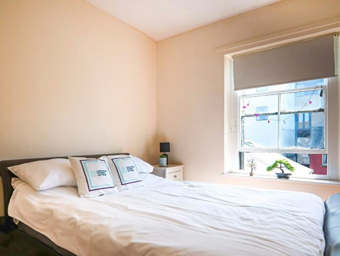 1 Bedroom Flat To Rent In Russell Street, Lancaster, LA1