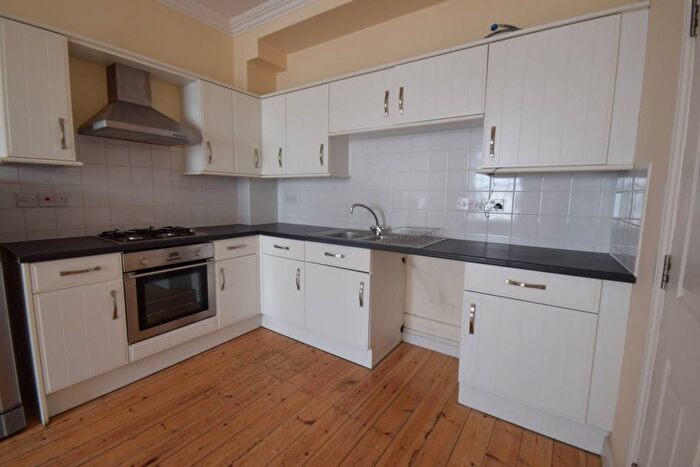 2 Bedroom Flat To Rent In Boutport Street, Barnstaple, EX31