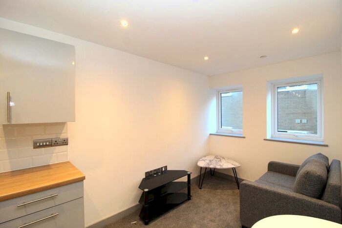 1 Bedroom Flat To Rent In George Street, Hull, HU1